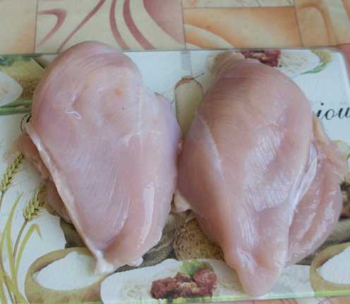 Сколько белка содержится в куриной грудке и какое количество необходимо человеку каждый день