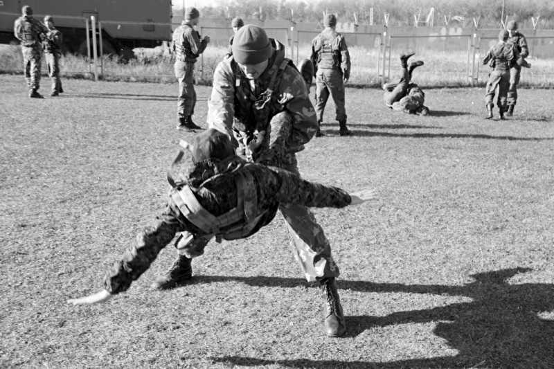Тренировки спецназа – как тренируются силовики, упражнения на силу и выносливость для спецназовцев