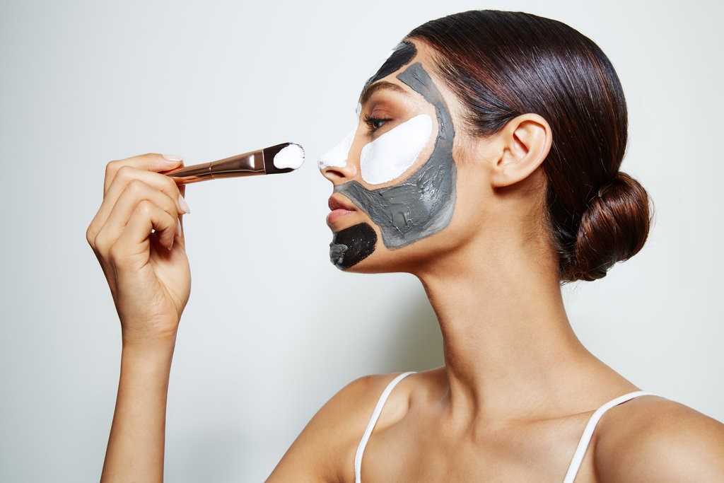 Очищающая маска для лица с медом, а также рецепты от морщин, прыщей и для кожи вокруг глаз