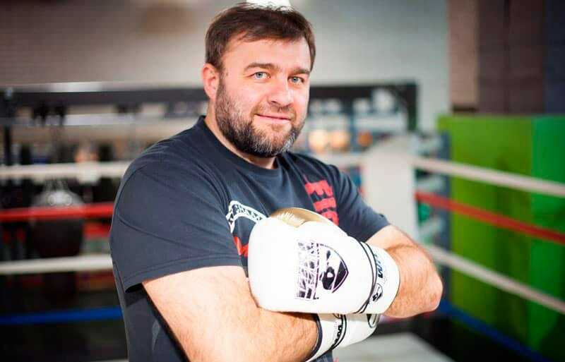 Знаменитый актер Михаил Пореченков дает советы всем любителям бокса Тренировки для боксеров на силу, упражнения, советы и рекомендации
