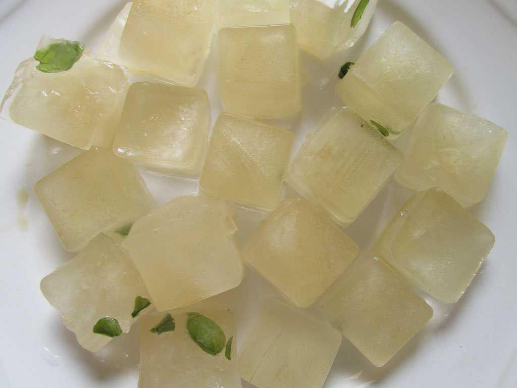 Лед для кожи лица: польза, протирание кубиками из льда и трав, рецепты для кожи | afrodita-spa.ru