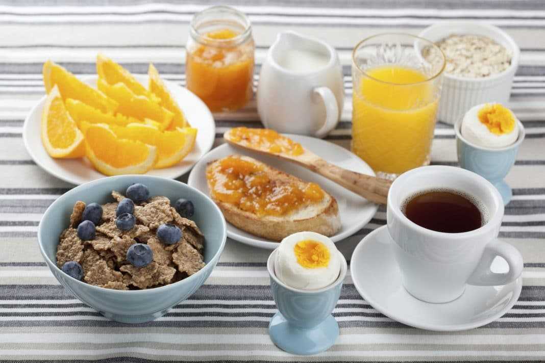 Что приготовить на завтрак быстро и вкусно: 20 рецептов