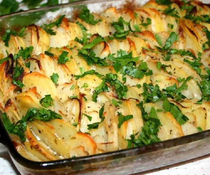 Как вкусно запечь картофель в духовке? как приготовить сочный и вкусный картофель в духовке? рецепты