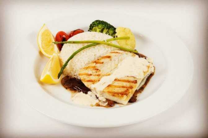 Палтус на сковороде – рецепт с фото, как вкусно пожарить стейки рыбы