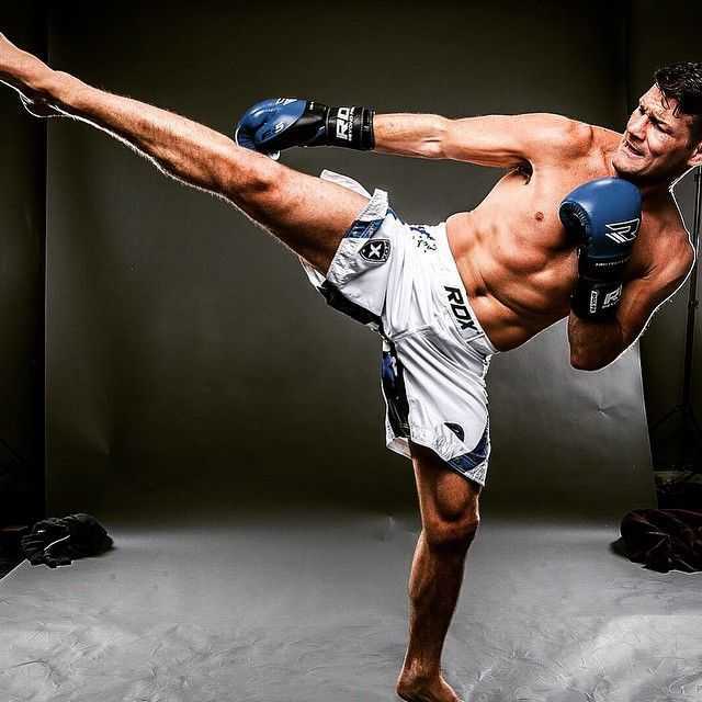 Из чего состоит тренировка по тайскому боксу?