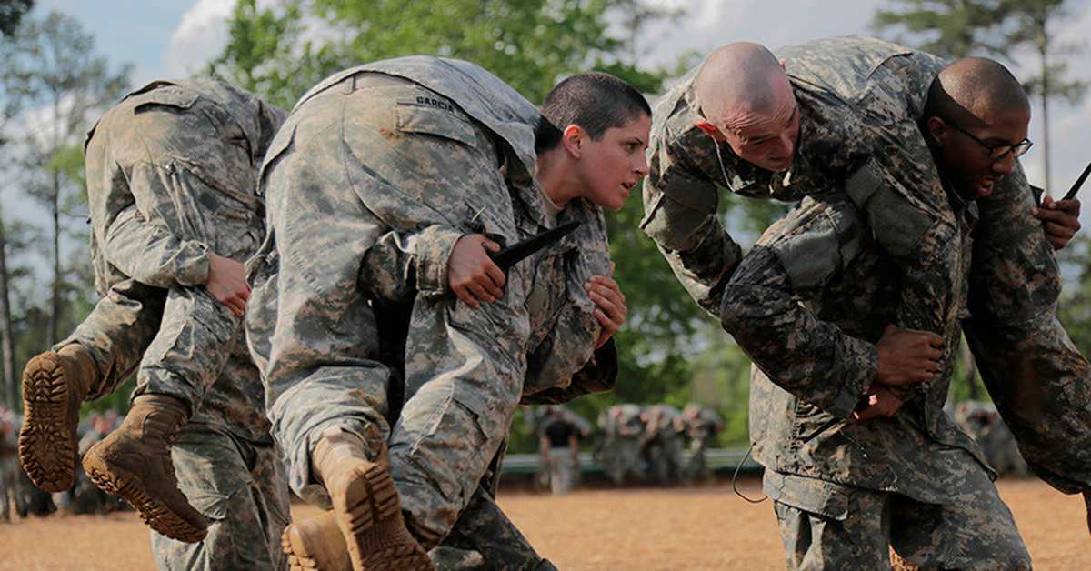 Тренировка спецназа — это закаливание тела и характера или беспощадное издевательство