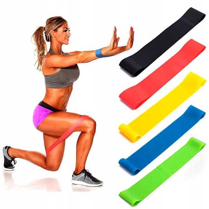 Резинки для фитнеса — отличная альтернатива силовым нагрузкам с гантелями и штангой