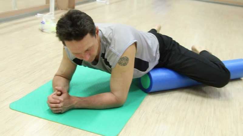 Миофасциальное расслабление мышц: техника упражнений, роллы