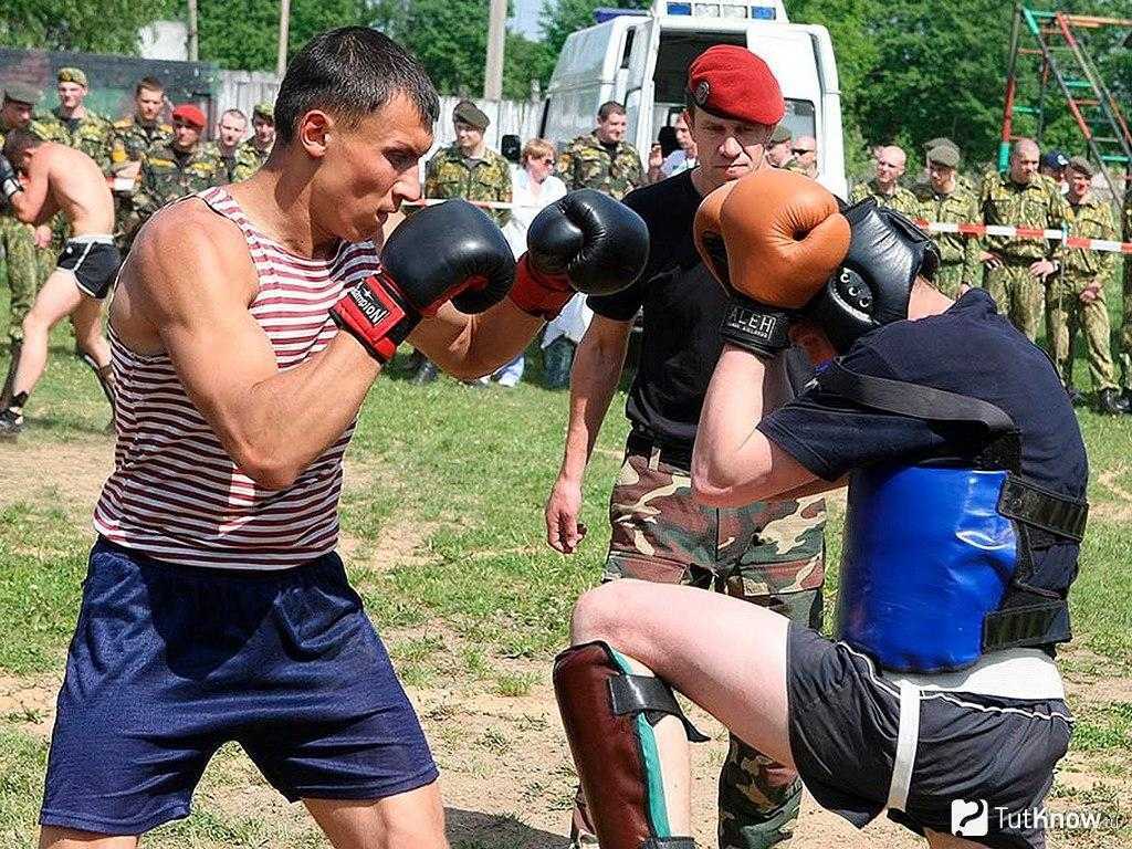 Как тренируется русский спецназ Тренировка по системе спецназа – прекрасный способ не только научиться драться, но еще и создать прекрасное тело Берите на заметку