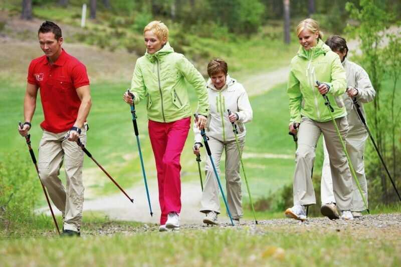 Скандинавская ходьба с палками: польза и вред | официальный сайт – “славянская клиника похудения и правильного питания”